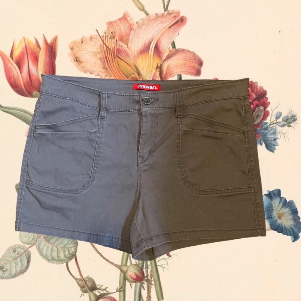 Unionbay Soft Twill Stretch Shorts in Plus Size 17 (Juniors)
